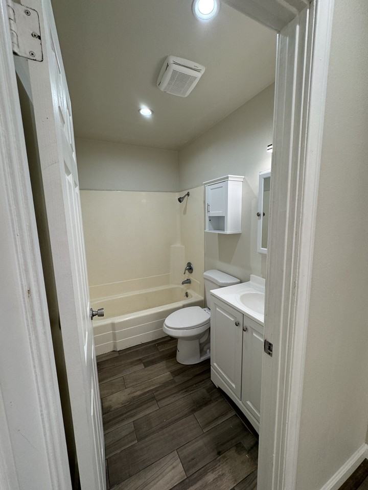 25452 Cole St #XX - Photo 4 of 12