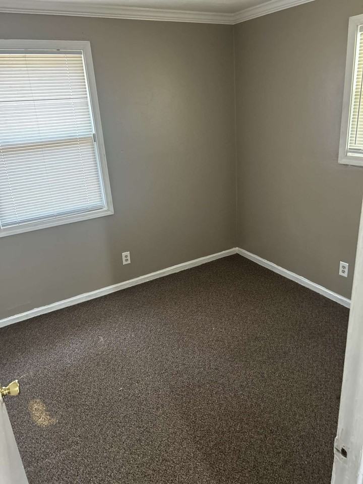 317 Calvary Dr #NA - Photo 7 of 9