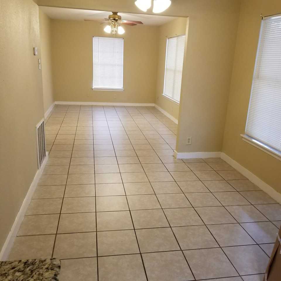 155 Westmont #NA - Photo 2 of 9