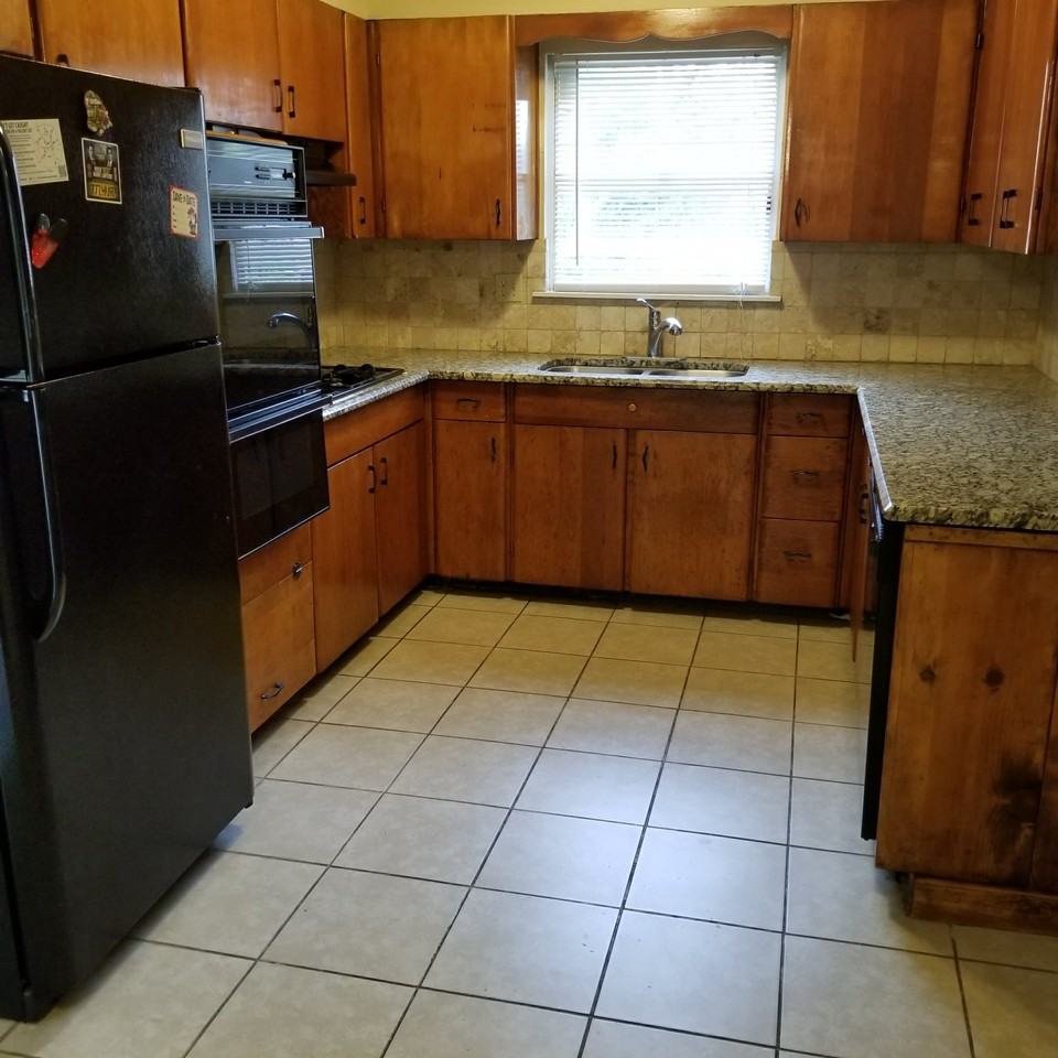 155 Westmont #NA - Photo 3 of 9