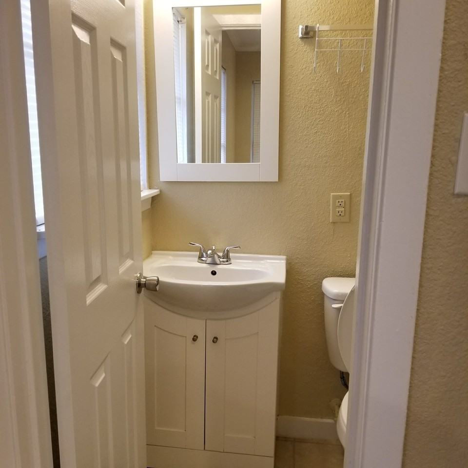 155 Westmont #NA - Photo 4 of 9