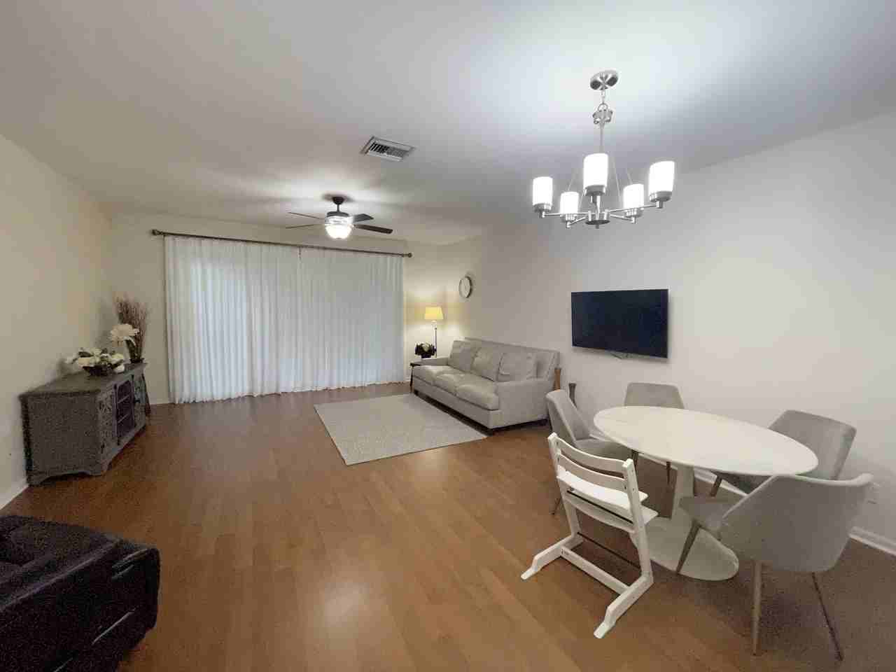 8444 Climbing Ivy Trl S - Photo 3 of 15