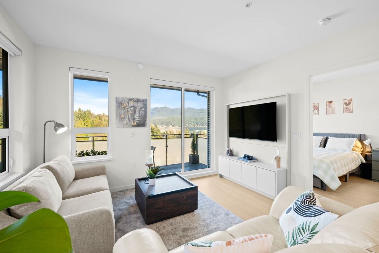 2015 Saint Johns Street - Photo 4 of 32