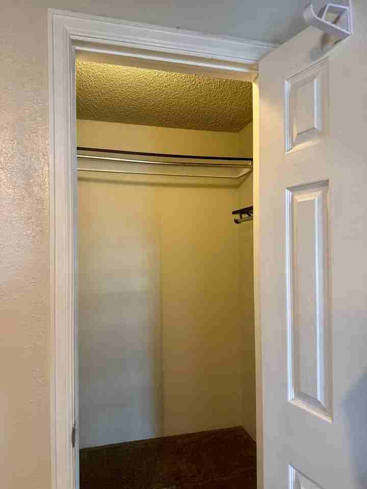 13762 E Lehigh Ave - Photo 4 of 25