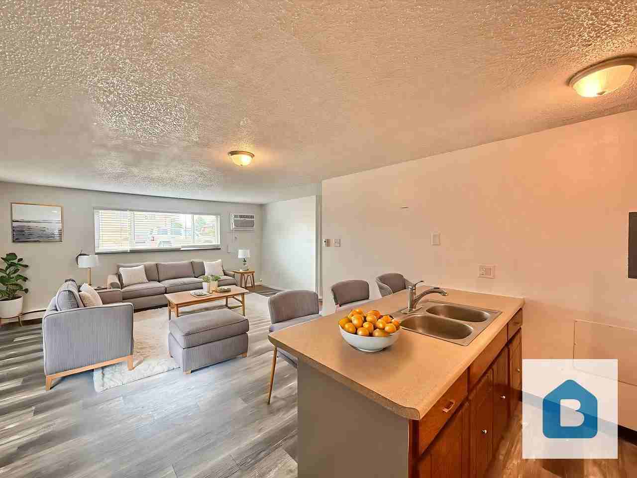 1691 Moore Ave - Photo 5 of 6