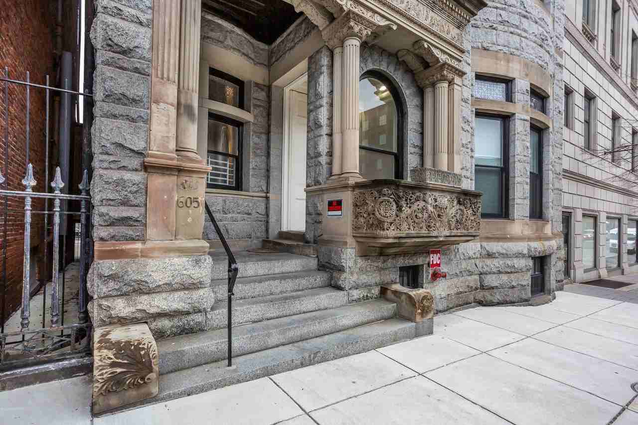 For Rent: Downtown Elegance at 605 Park Ave– Your Urban Haven Awaits! - Photo 6 of 21