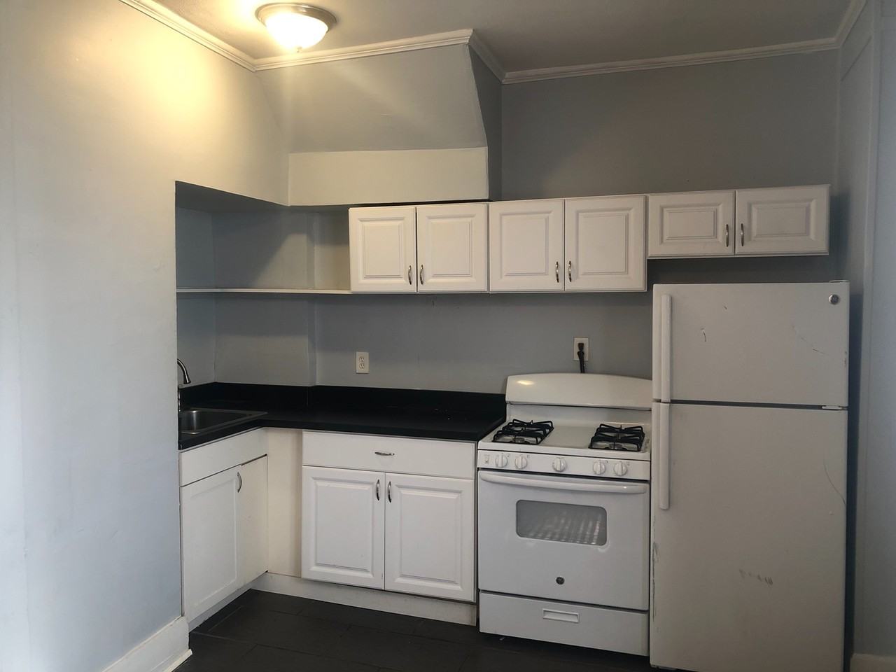 1435 Madison Ave #5 - Photo 4 of 6