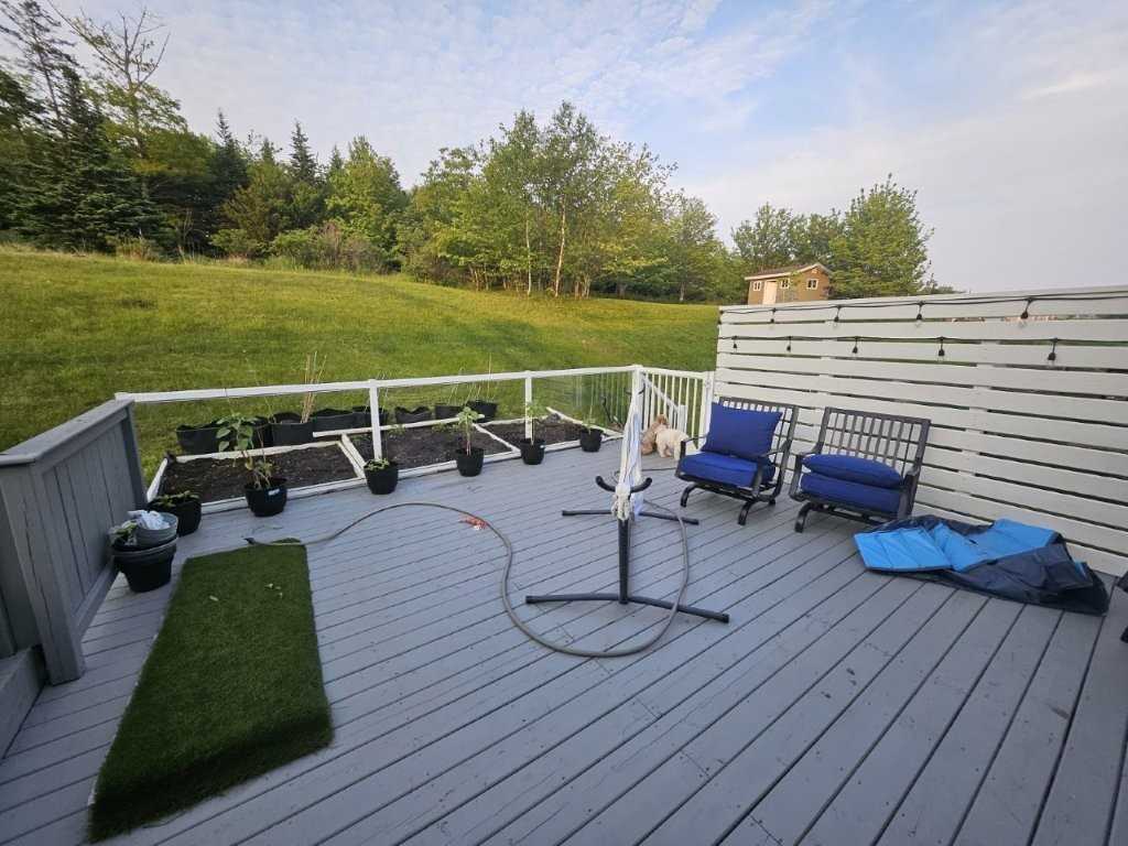 275 Bellbrook Crescent - Photo 3 of 16