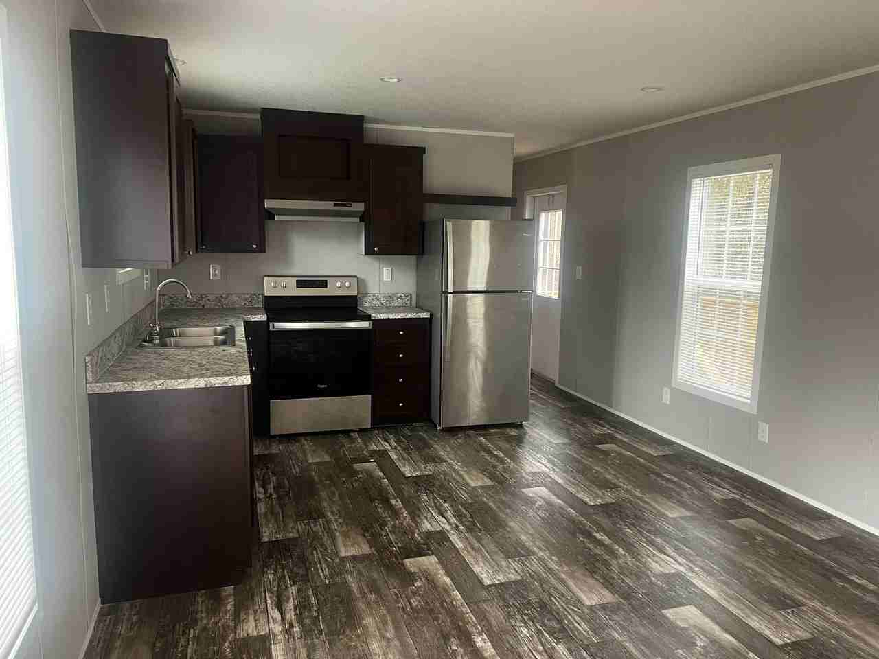 189 Mason Street - Photo 2 of 22