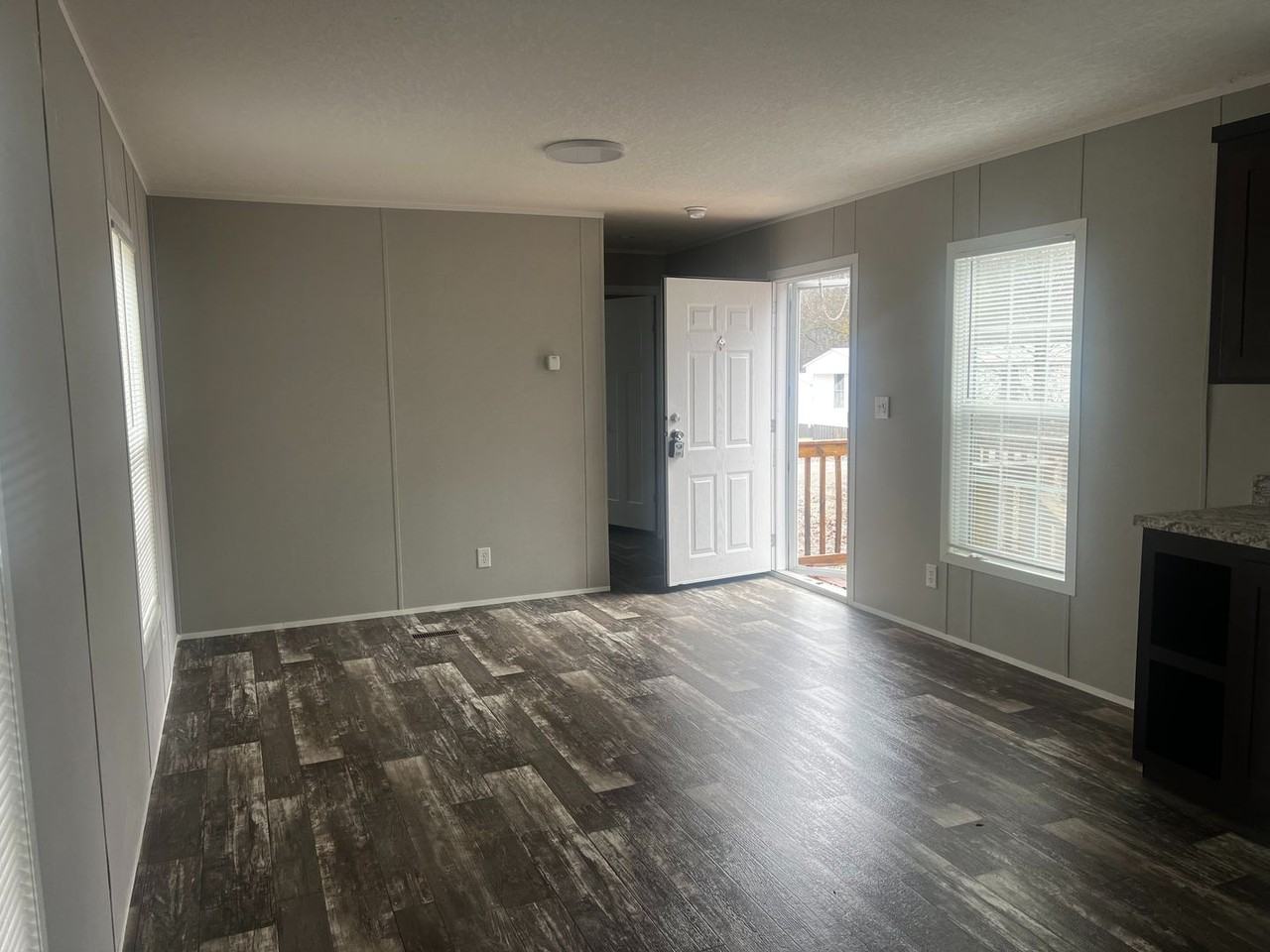 189 Mason Street - Photo 3 of 22