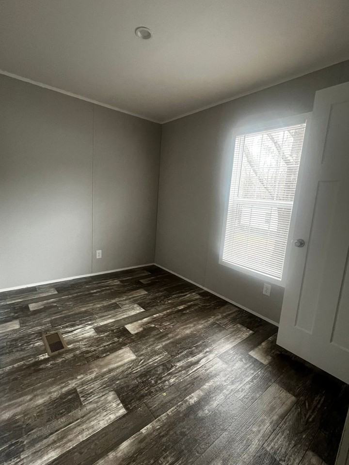 189 Mason Street - Photo 5 of 22