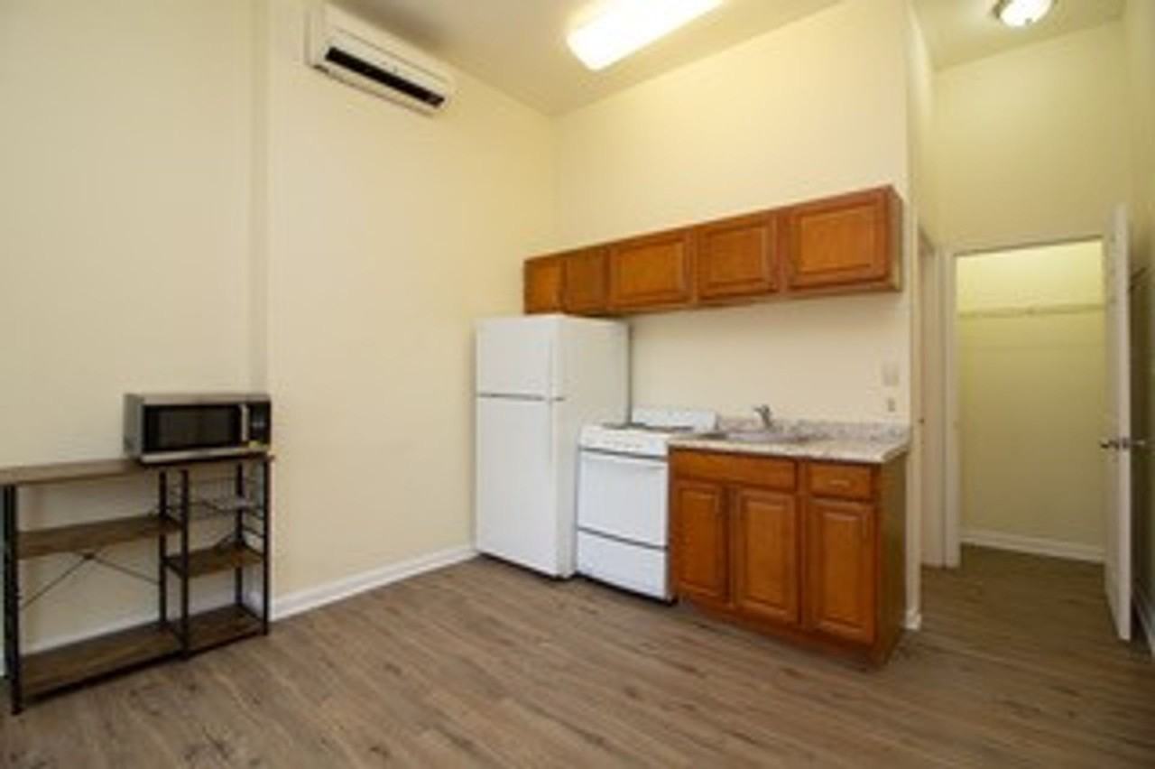 Apartment Units in Bolton Hill, Baltimore, MD! - Photo 6 of 12