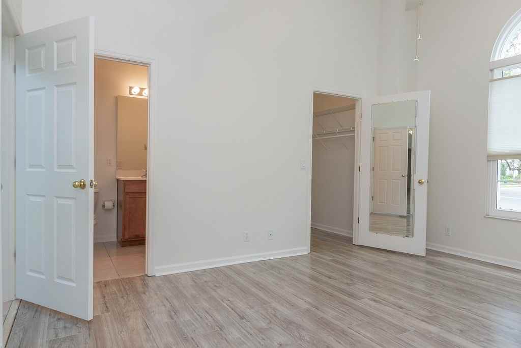 808 Carlyle Ln #1 - Photo 6 of 16