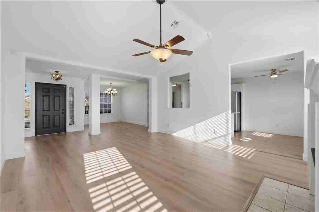 551 Dogwood St - Photo 7 of 26