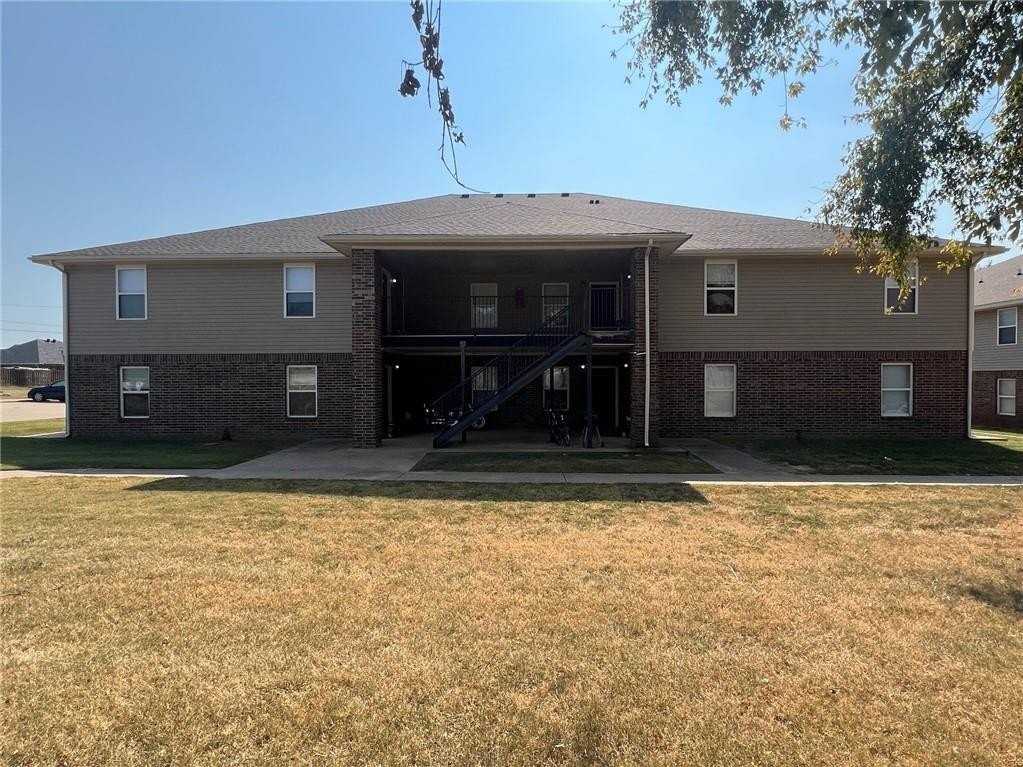 212 Sadie Ln - Photo 2 of 13