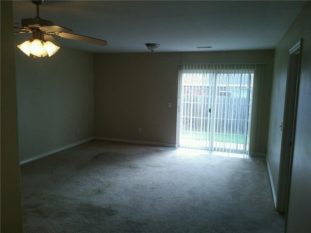 334 Graystone Cir - Photo 3 of 9