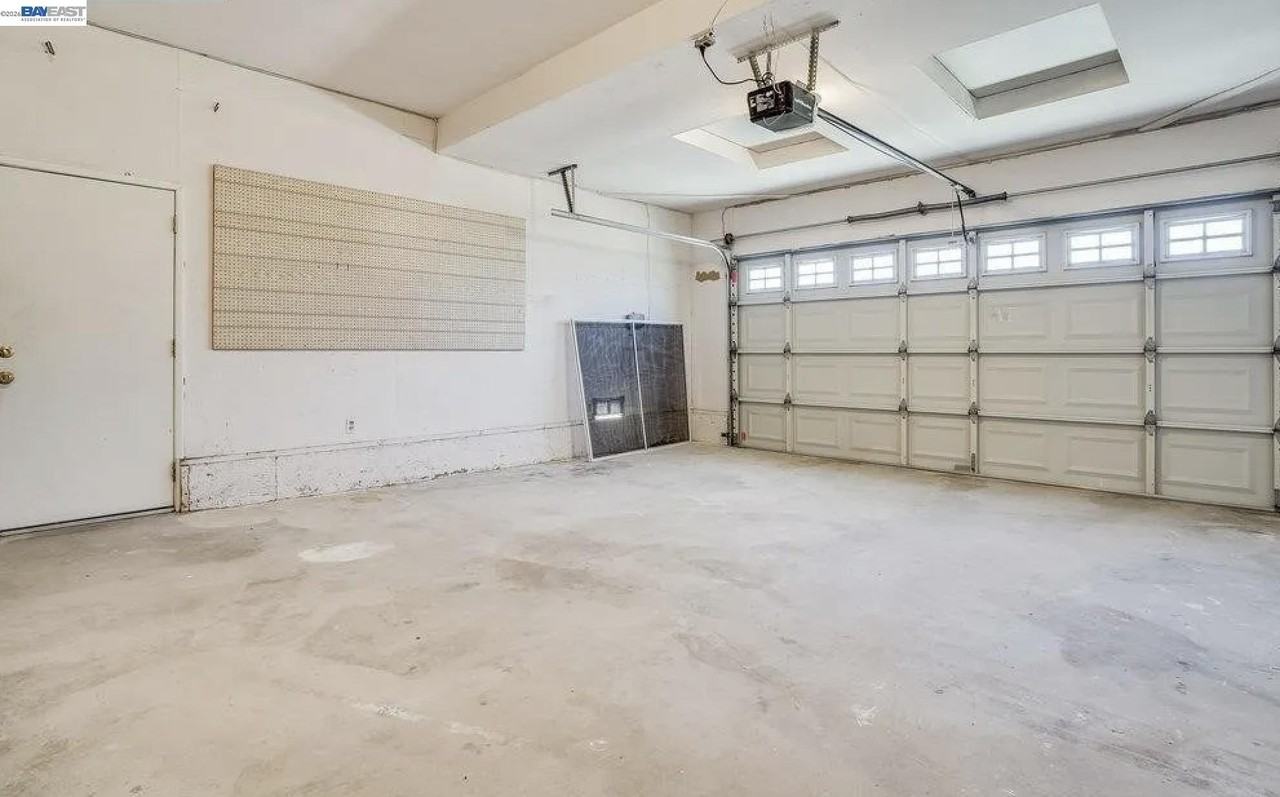 3309 Saint James Pl - Photo 3 of 13