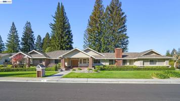 featured image of 261 Saint Paul Dr