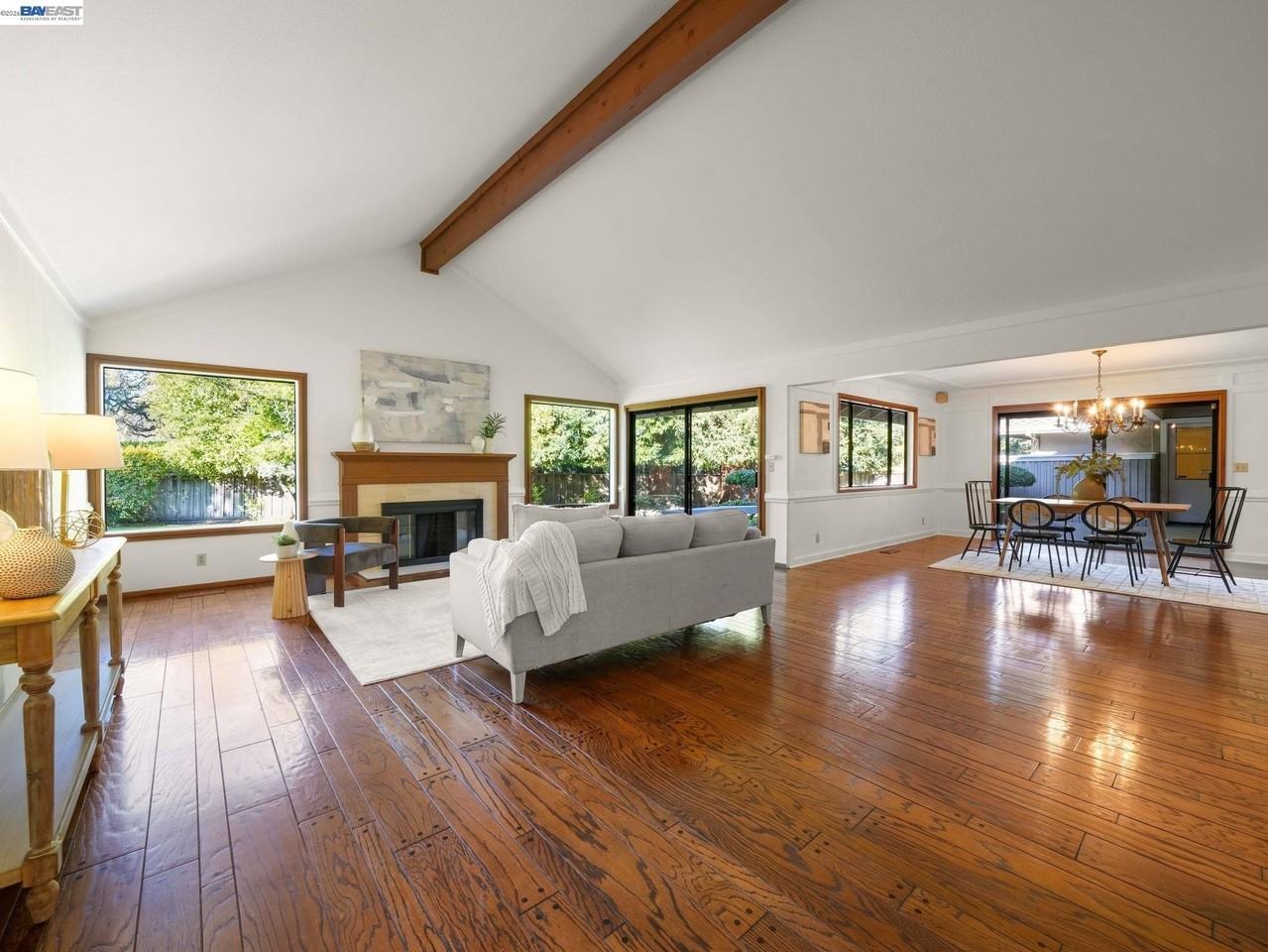 261 Saint Paul Dr - Photo 5 of 41