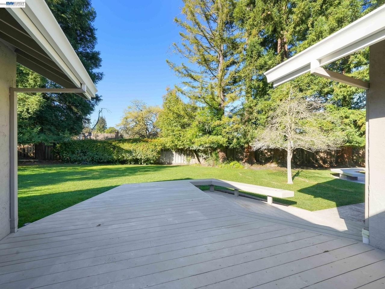 261 Saint Paul Dr - Photo 6 of 41