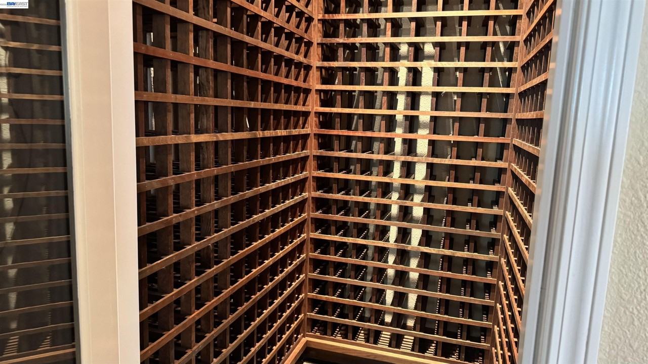 118 Deer Meadow Ter - Photo 7 of 28