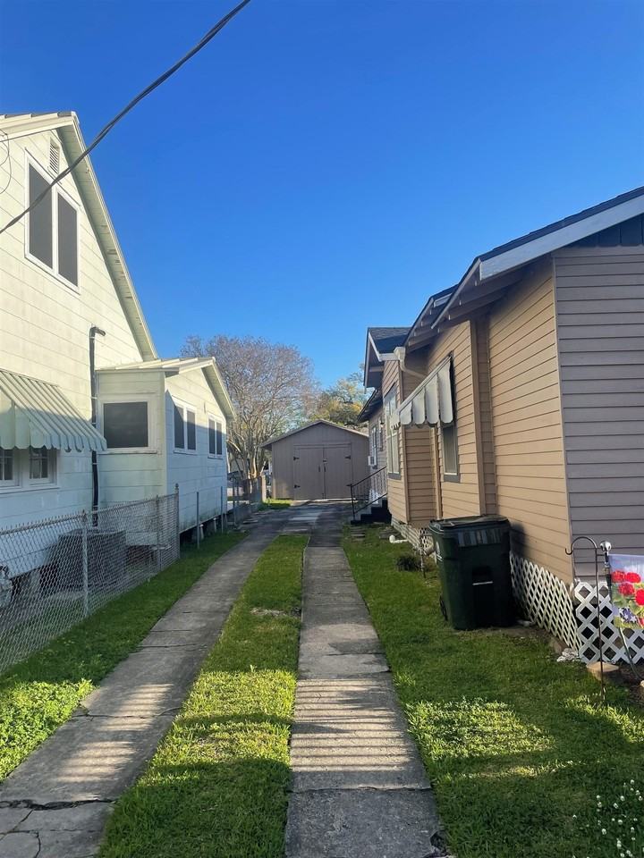 717 Wood St - Photo 5 of 5