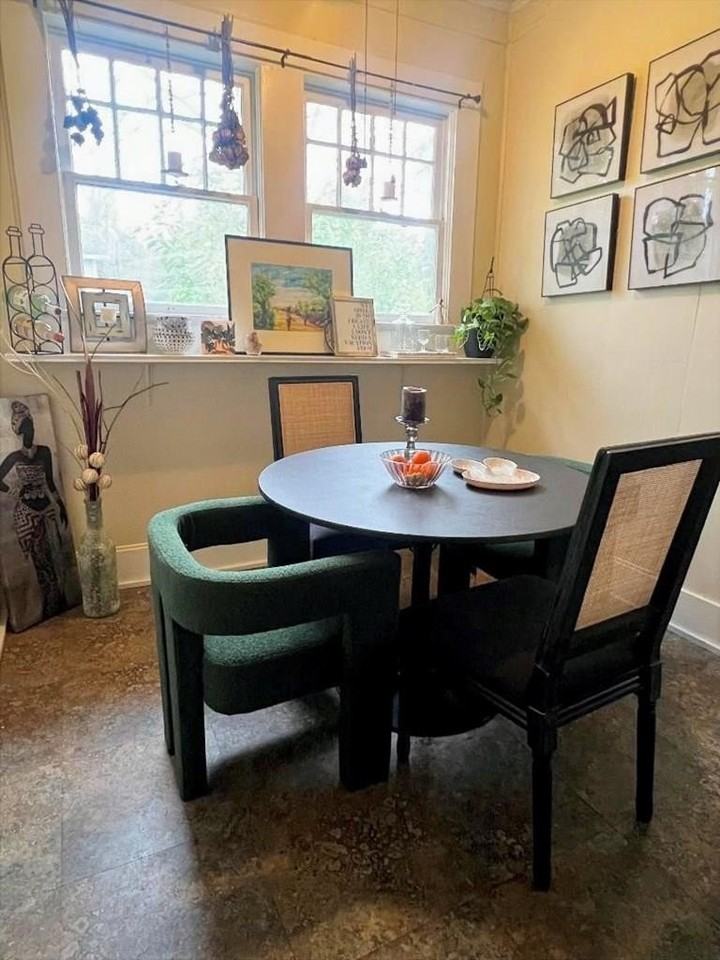 469 Ogden St - Photo 3 of 9