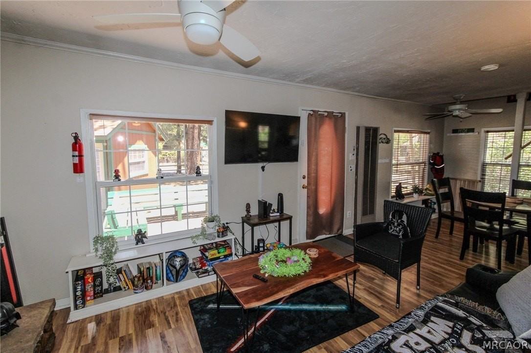 1100 W Sherwood Blvd - Photo 4 of 36