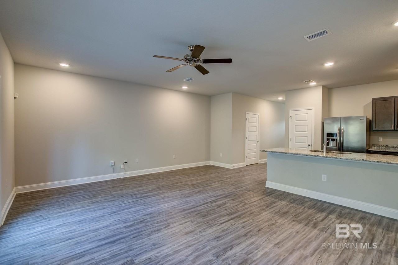 6775 Spaniel Dr - Photo 7 of 23