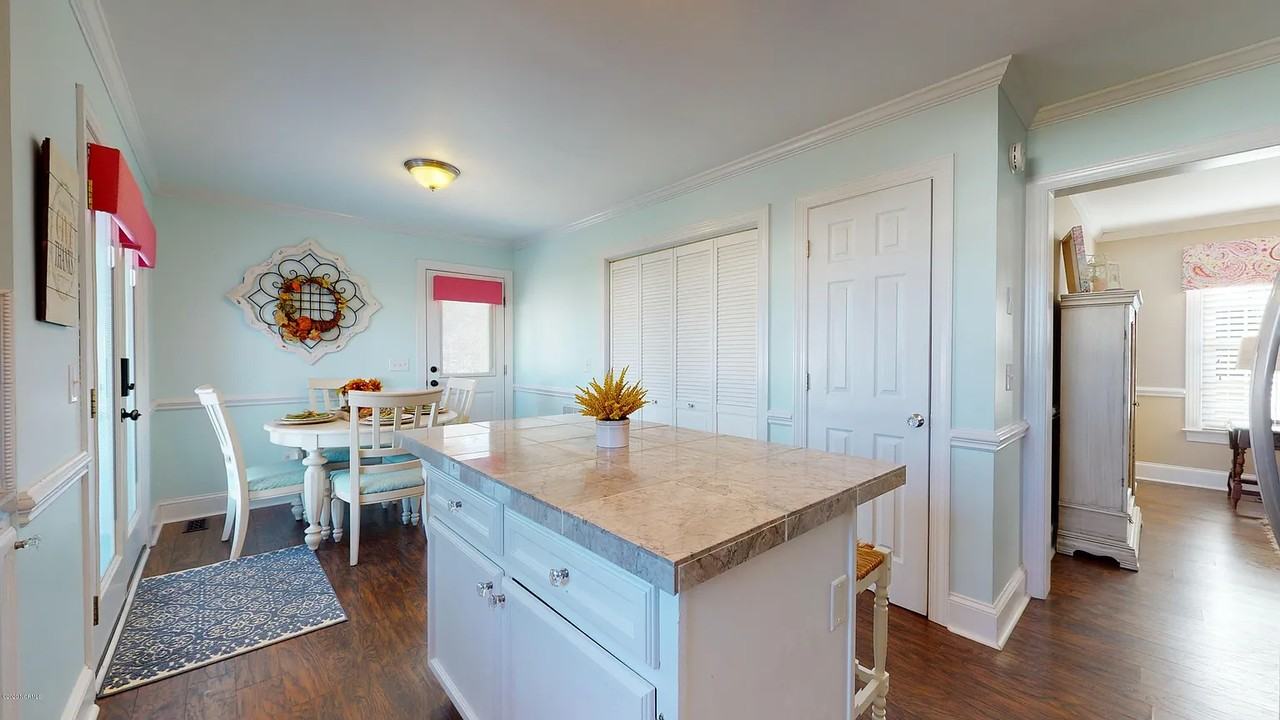 966 Teakwood Drive - Photo 5 of 30