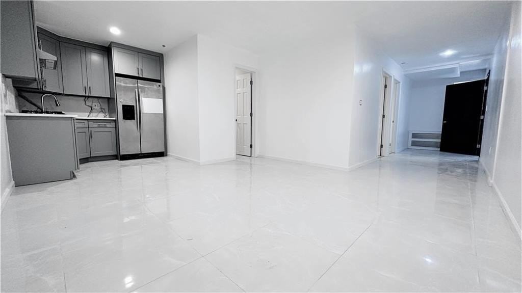 2353 124th St #1 - Photo 2 of 7