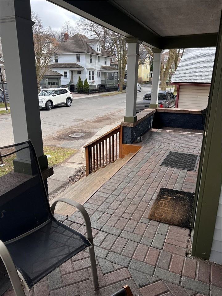 21 Morningside Park - Photo 4 of 18