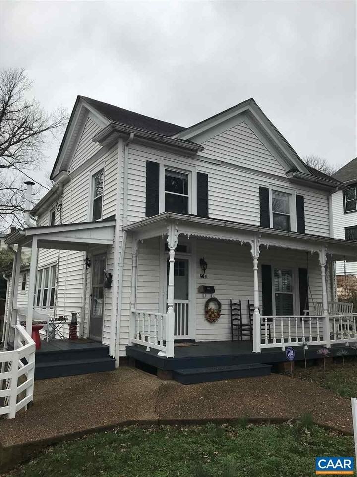 804 Hinton Ave #B