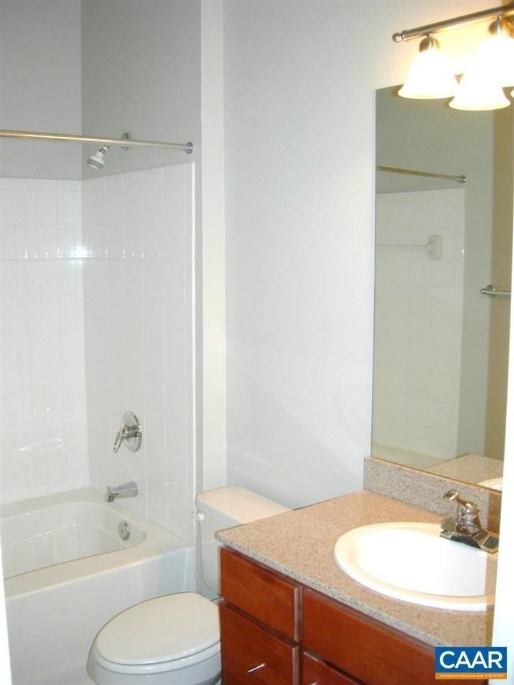 775 Walker Sq #3C - Photo 7 of 17