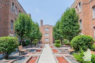 620 W Barry Ave #628N3 - Photo 1 of 1