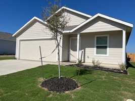 featured image of 531 Paris St #1