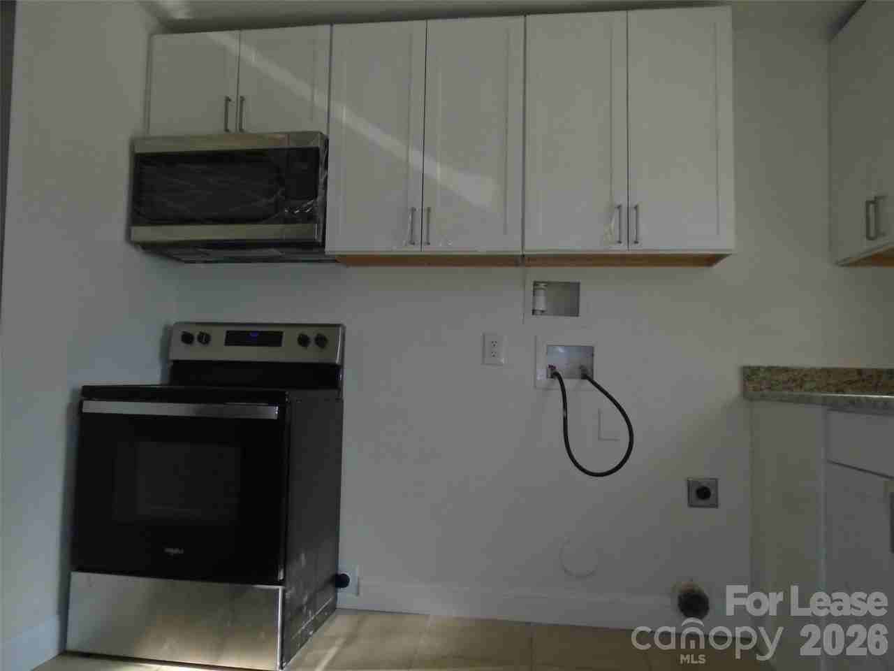 1111 Belmont Ave Apt 2 - Photo 3 of 12