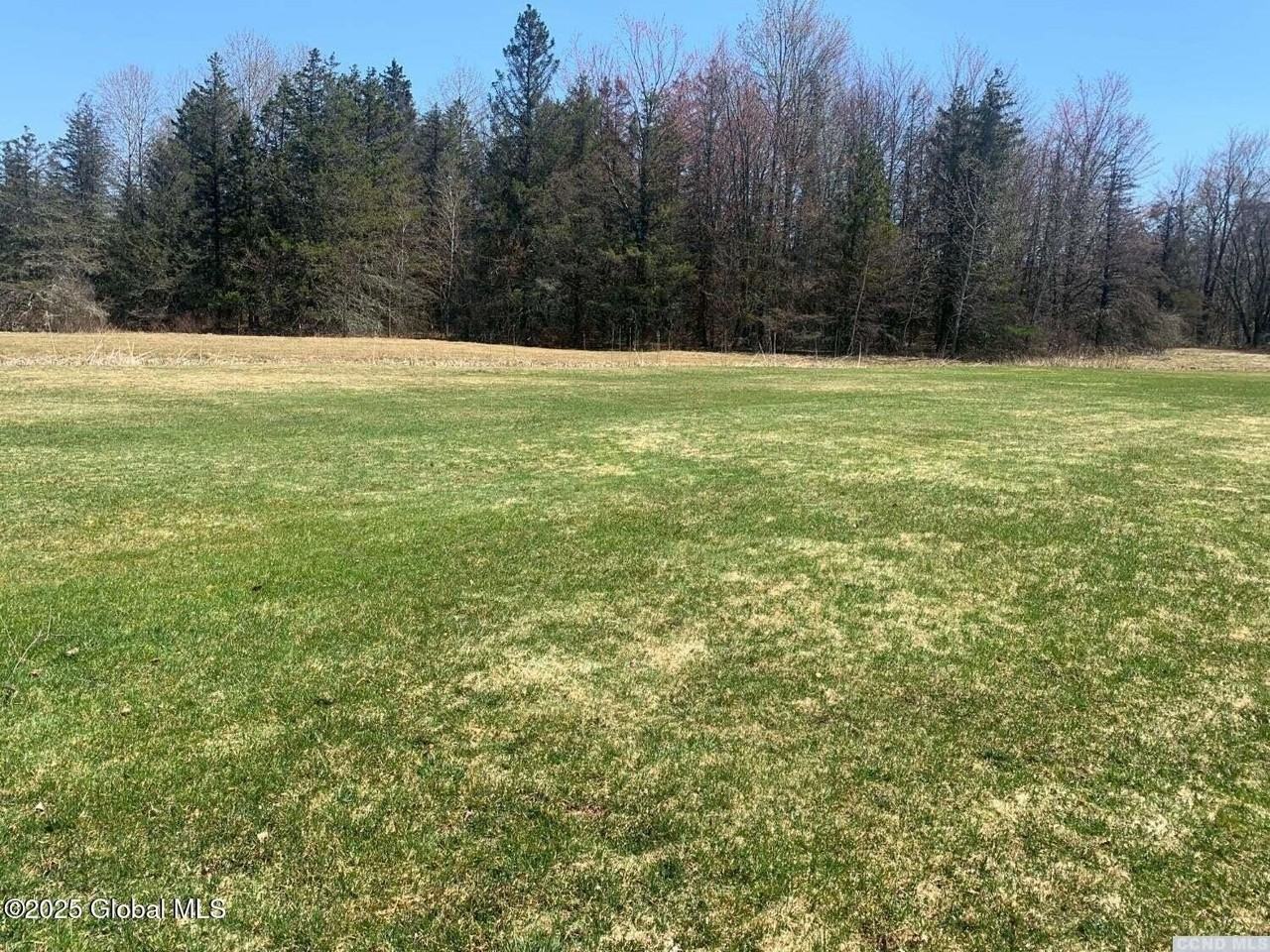 24 Kowal Ln - Photo 3 of 10