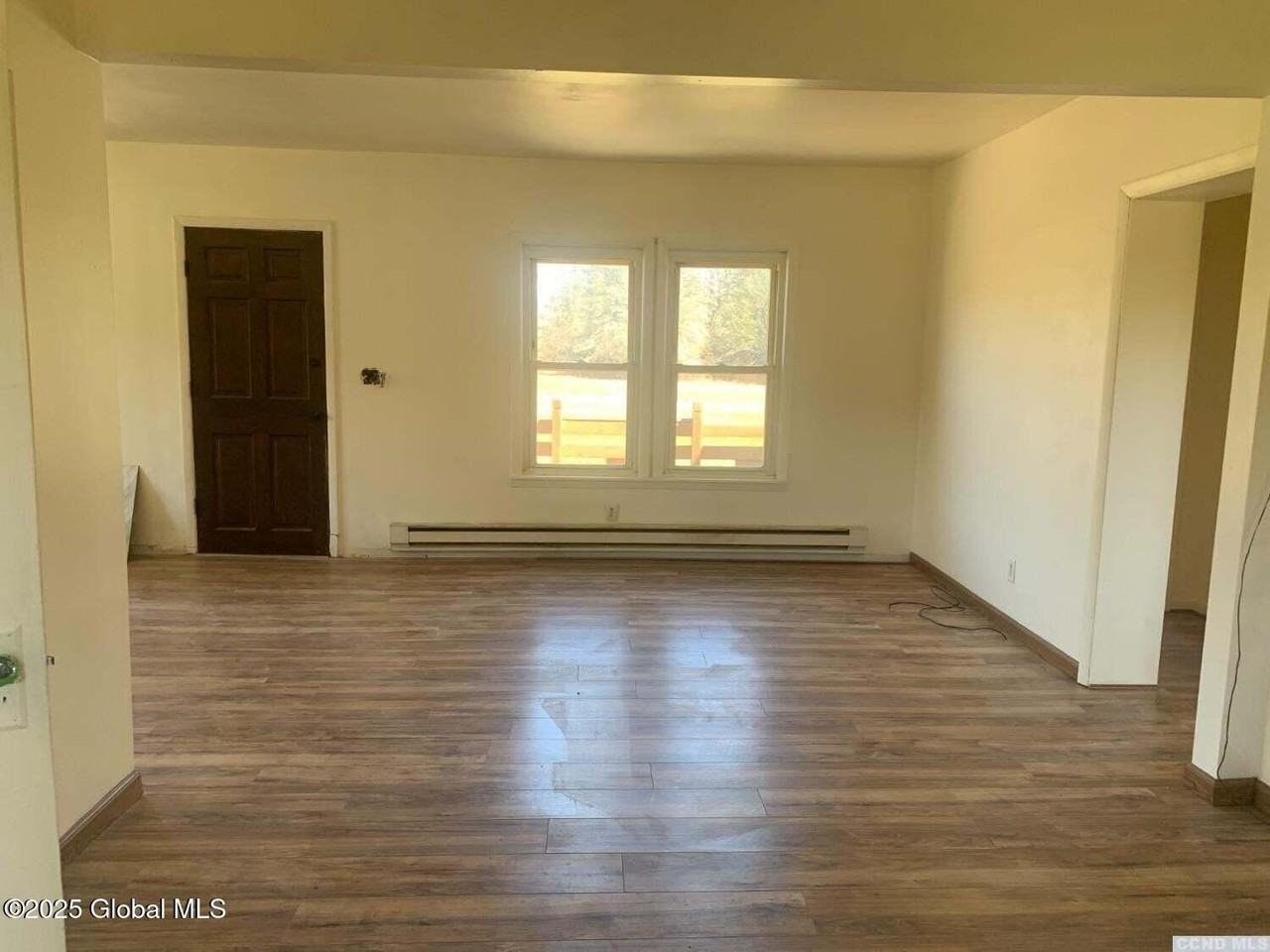 24 Kowal Ln - Photo 5 of 10