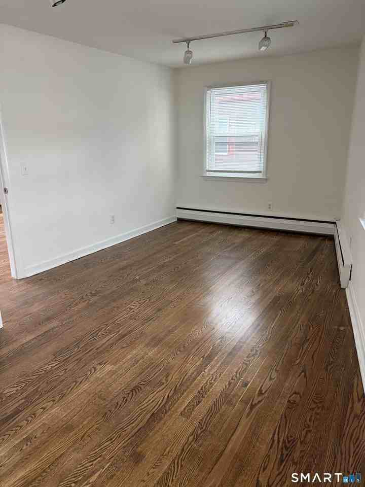 28 Cross St Unit 2 - Photo 6 of 8