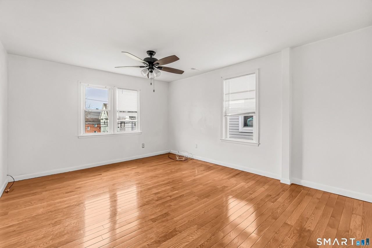 1504 Iranistan Ave - Photo 3 of 20