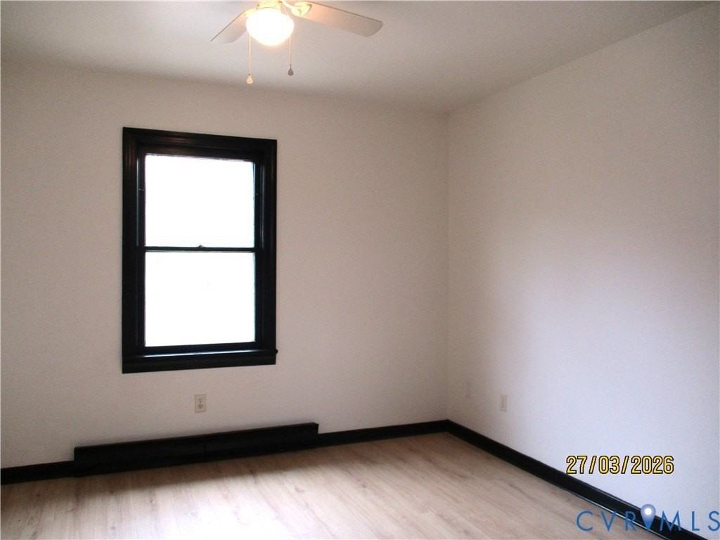 13370 Greenwood Rd - Photo 5 of 10