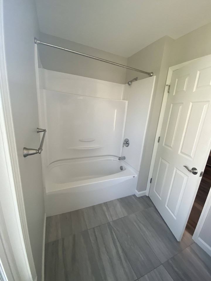 441 Yates Street - Photo 6 of 8