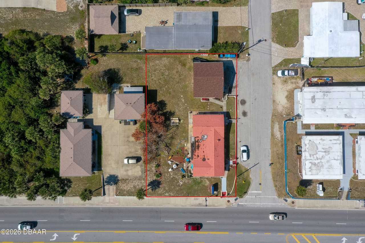 3226 S Atlantic Ave Unit 2 - Photo 7 of 21