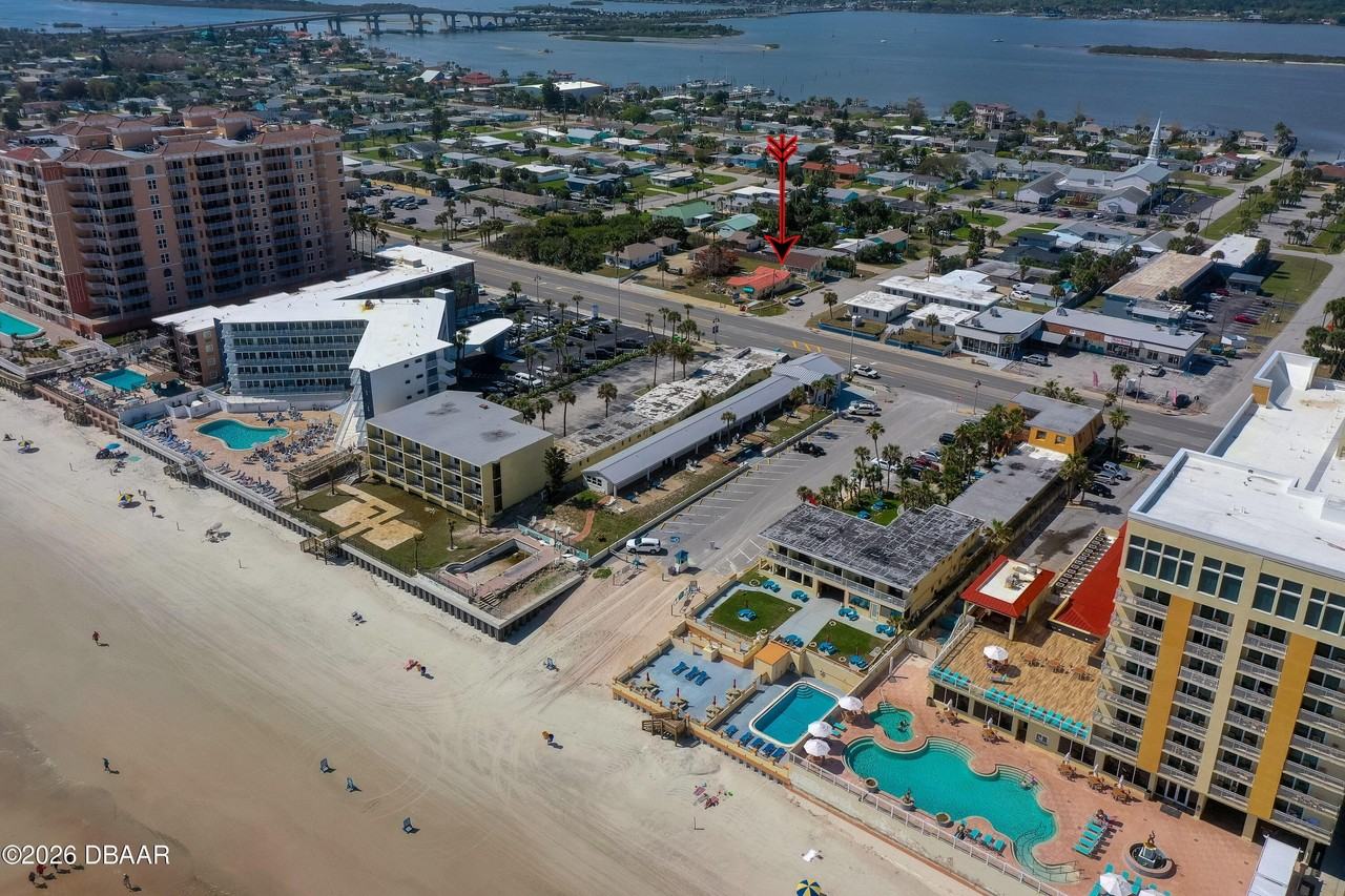 3226 S Atlantic Ave Unit 5 - Photo 4 of 22