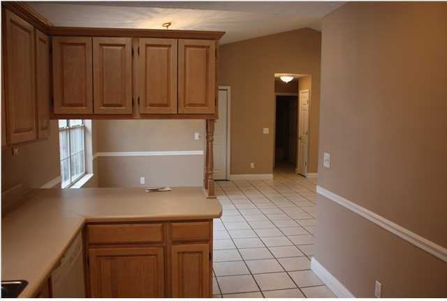 901 Pelican Pl - Photo 6 of 8