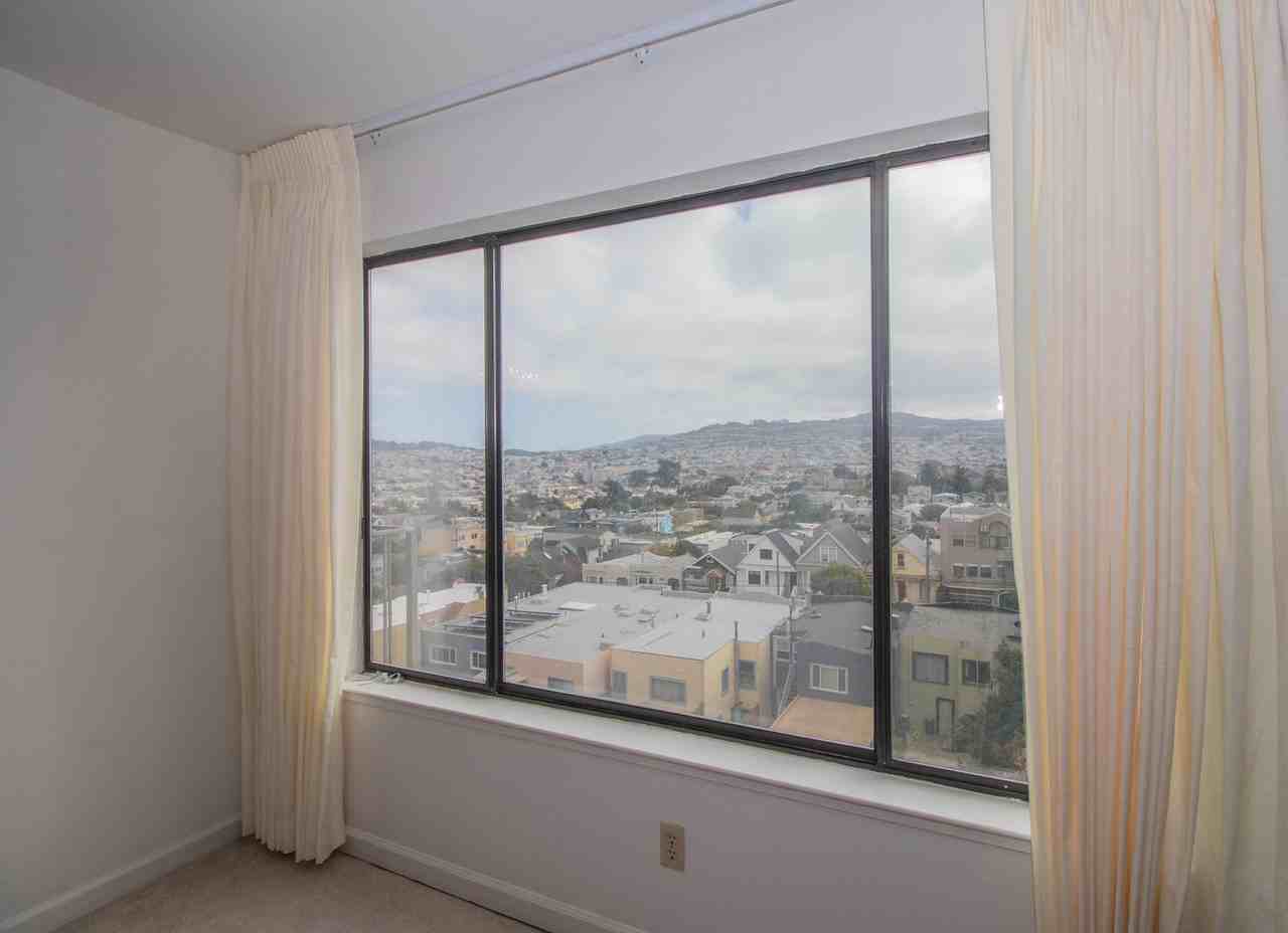 441 Monterey Blvd - Photo 6 of 50