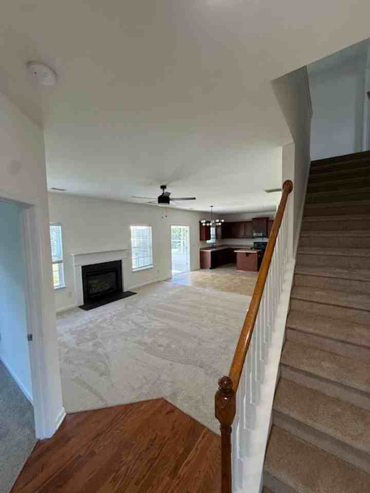 6423 Hermsley Rd - Photo 2 of 25