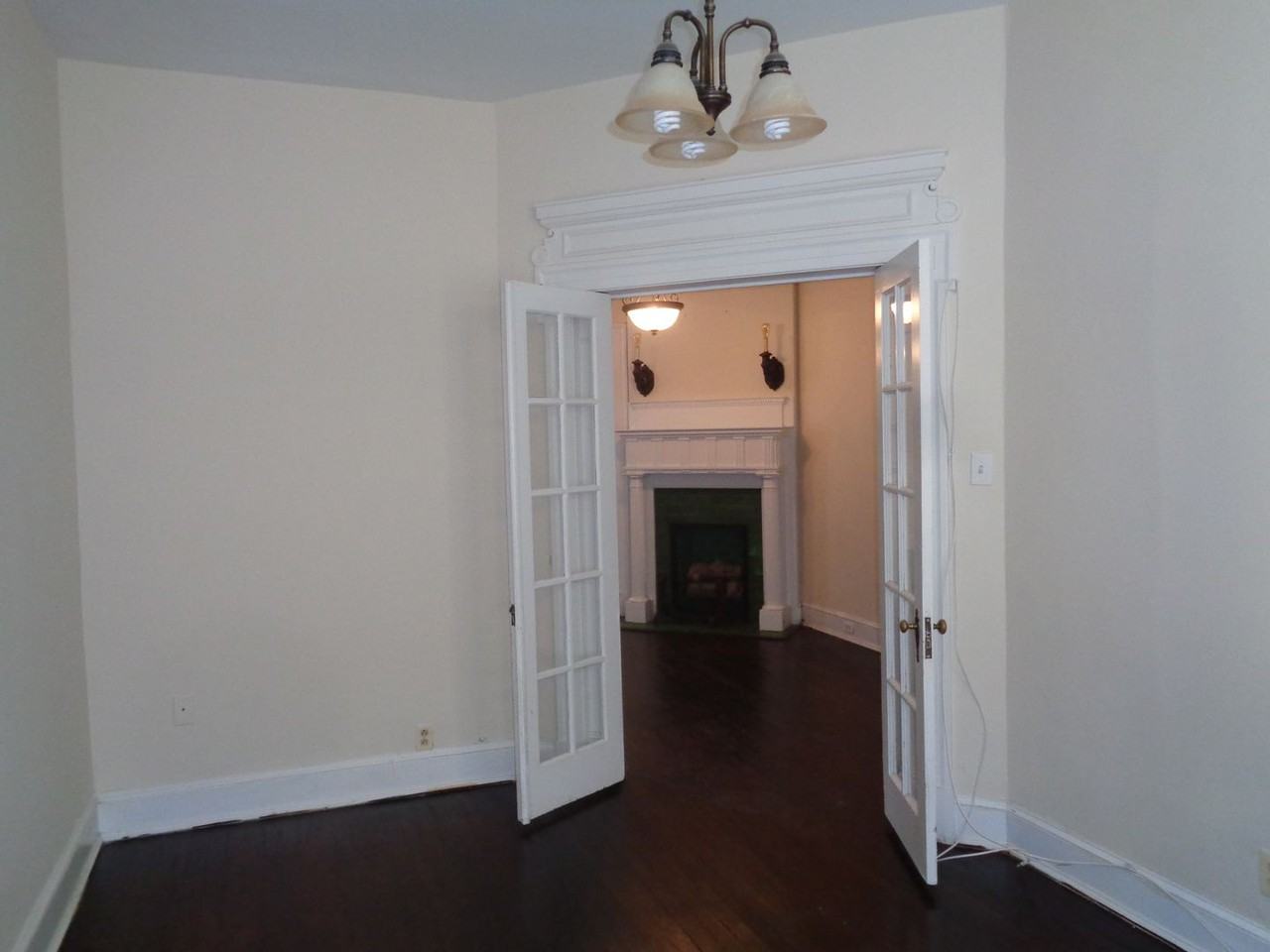 3403 Bank St - Photo 6 of 22