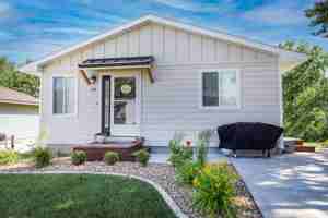 featured image of 35 Brook Cir